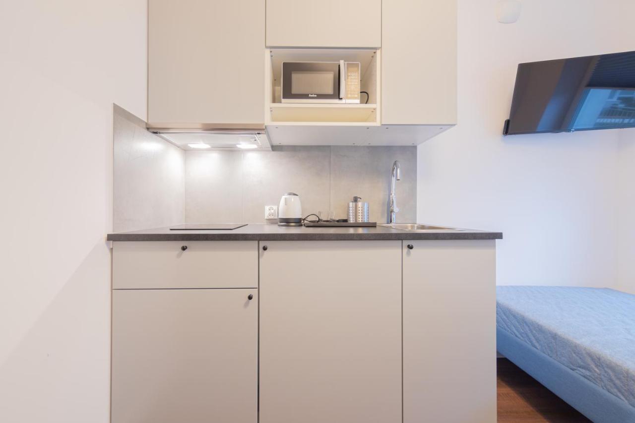 Tinyrooms